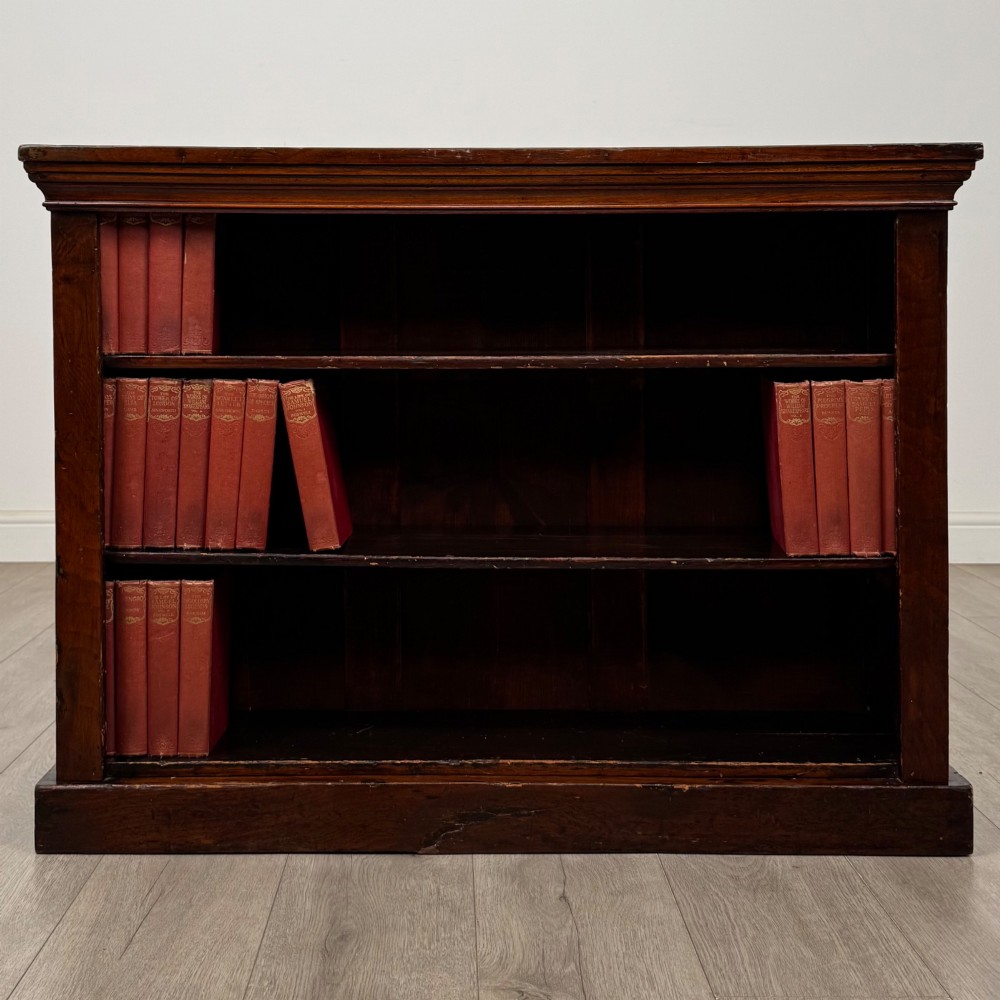 Antique 19th Century Small Victorian Bookcase In Mahogany