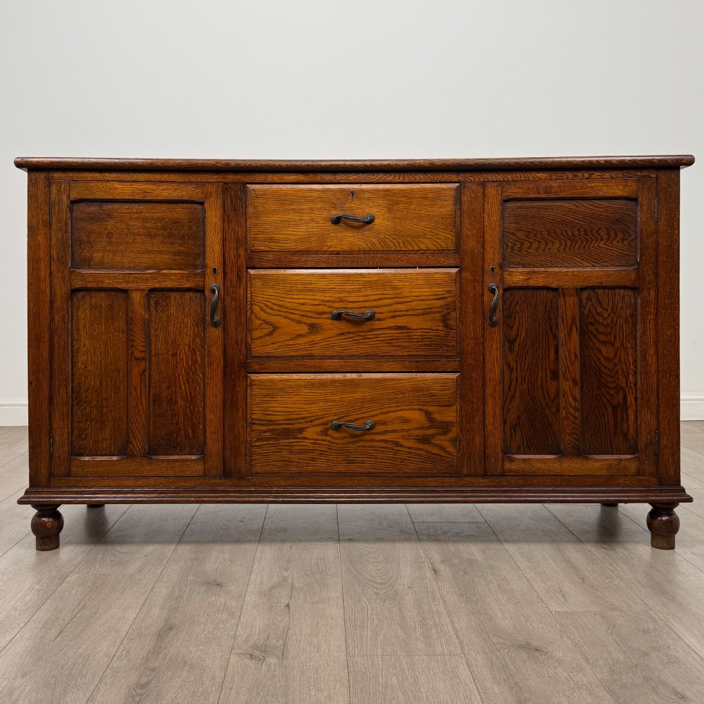 Antique 20th Century Good Quality Sideboard In Oak