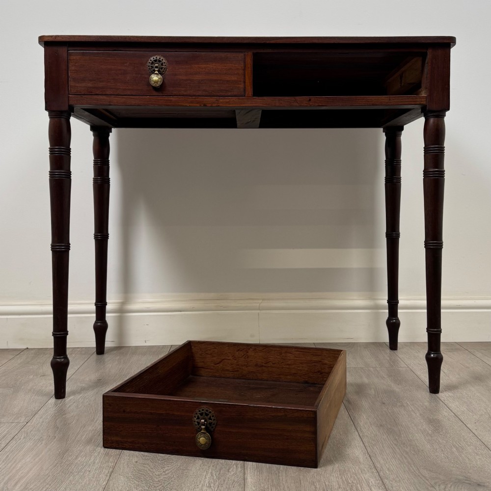 Antique 18th Century Georgian Writing Table In Mahogany View X