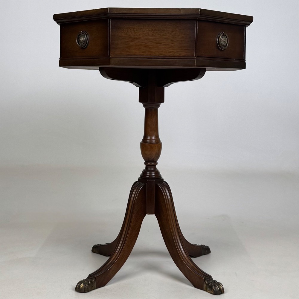 Antique 20th Century Pair Of Bedside Cabinets In Mahogany View VI