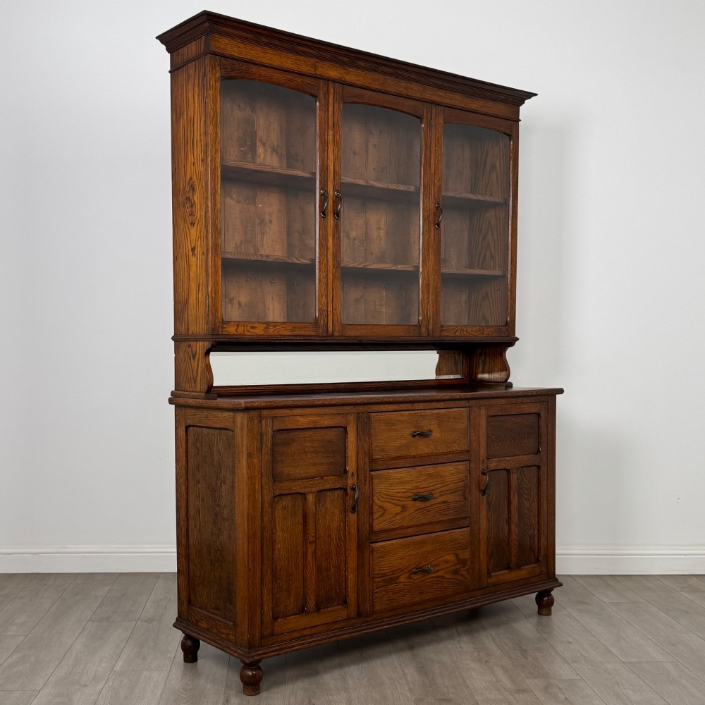 Antique 20th Century Good Quality Glazed Oak Dresser View X