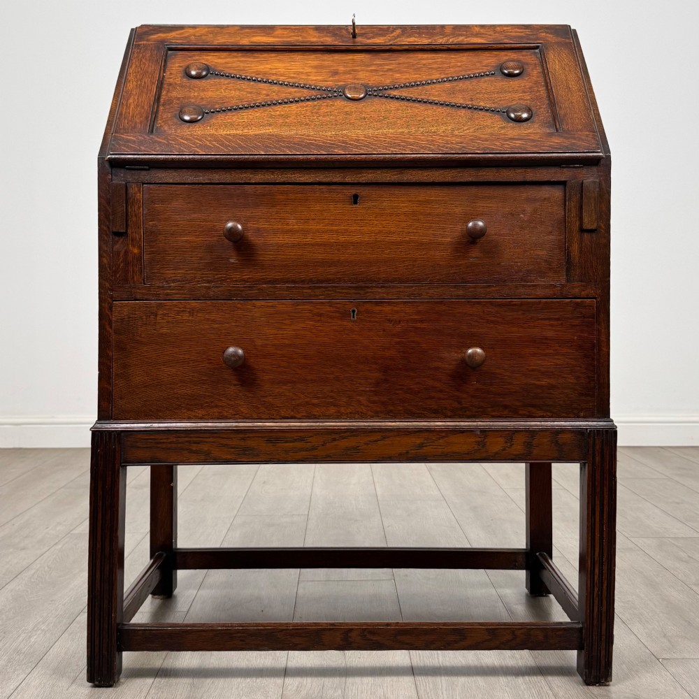 Antique 20th Century Jacobean Style Bureau In Oak