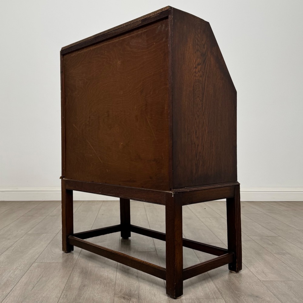 Antique 20th Century Jacobean Style Bureau In Oak View VII