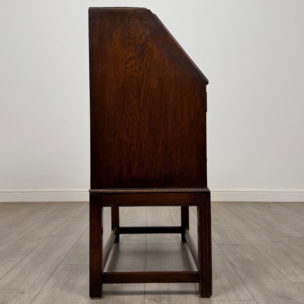 Antique 20th Century Jacobean Style Bureau In Oak View VIII
