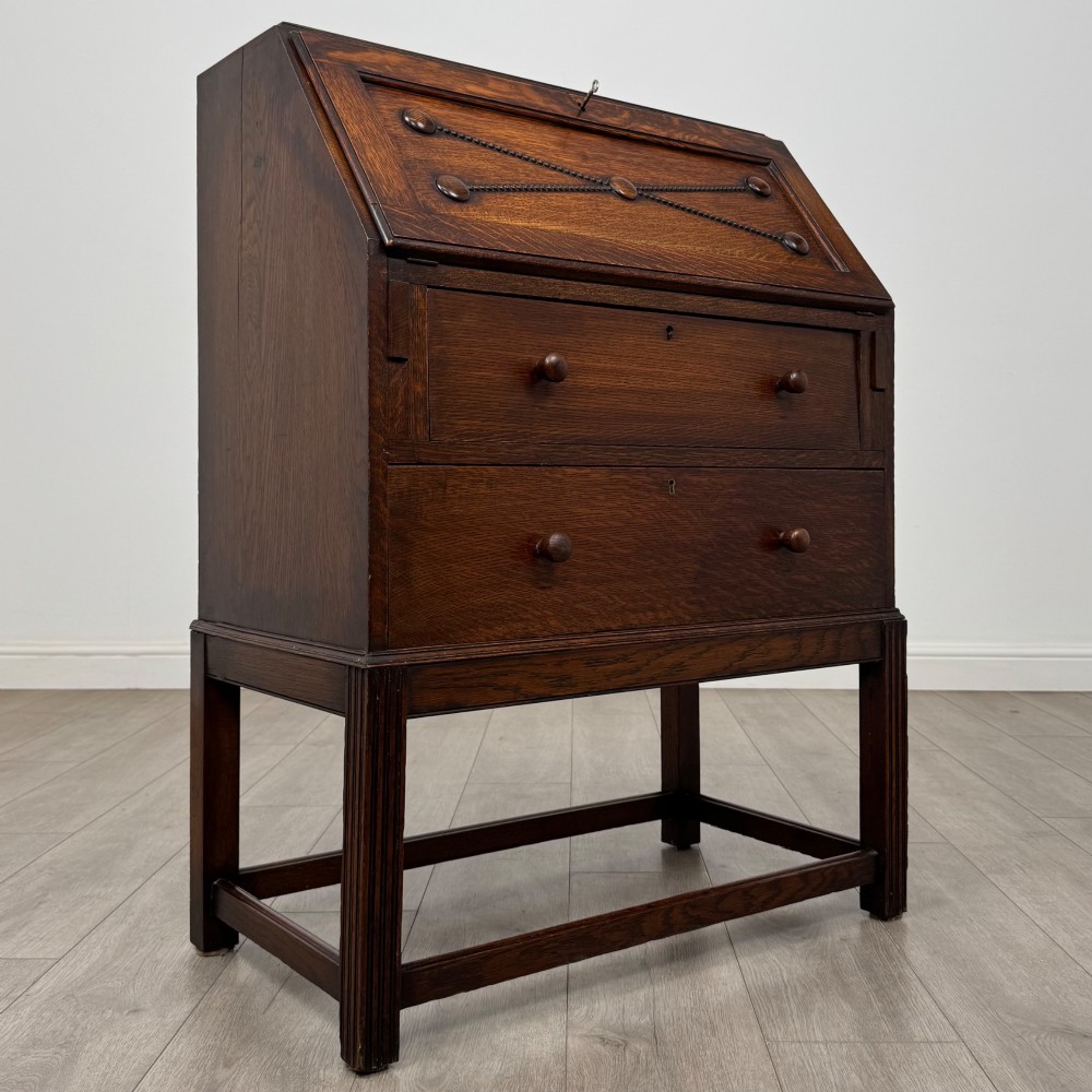 Antique 20th Century Jacobean Style Bureau In Oak View IX