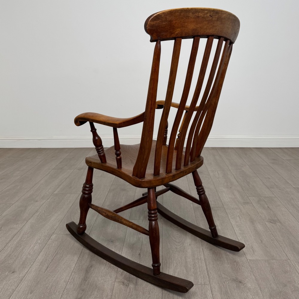 Antique 20th Century Farmhouse Rocking Chair In Elm View III