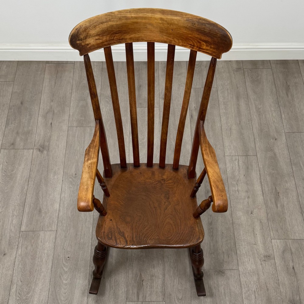 Antique 20th Century Farmhouse Rocking Chair In Elm View IX