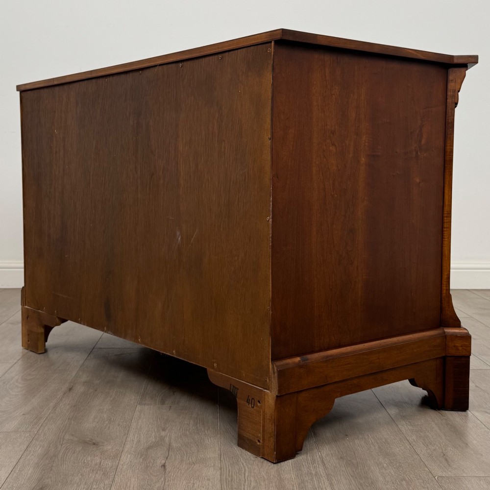Antique 20th Century Mahogany Chest Of Drawers By Hickory Chair View VI