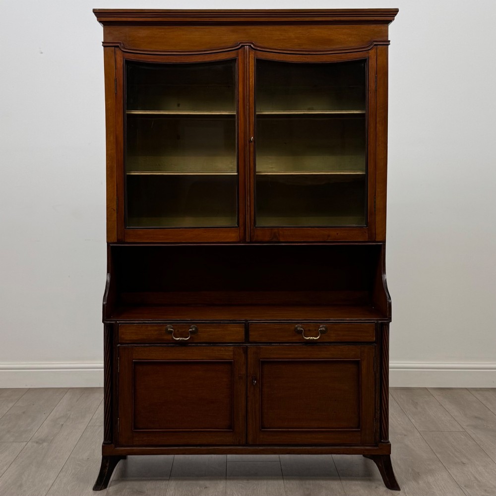 Antique 18th Century Georgian Display Cabinet In Mahogany