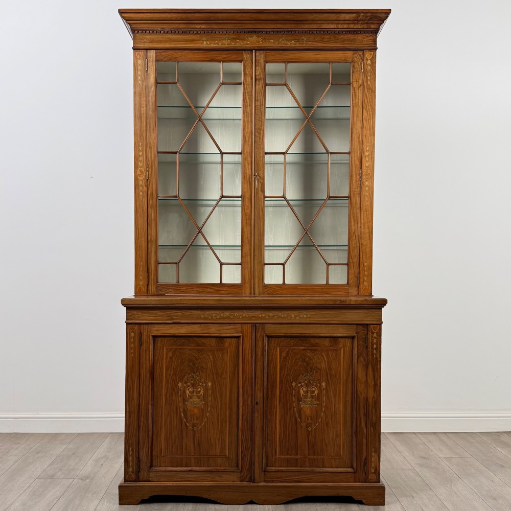 Antique 19th Century Fine Victorian Bookcase In Walnut View II