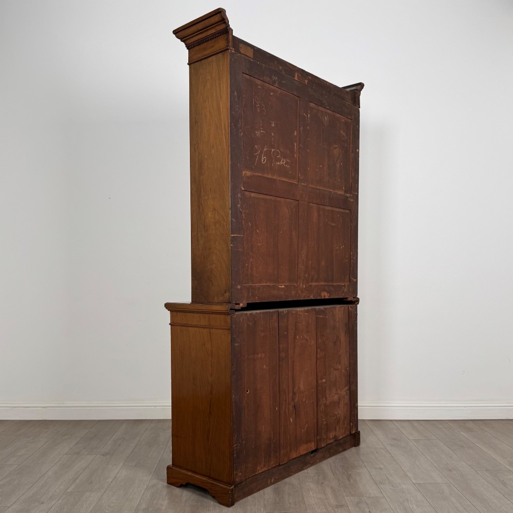 Antique 19th Century Fine Victorian Bookcase In Walnut View VI