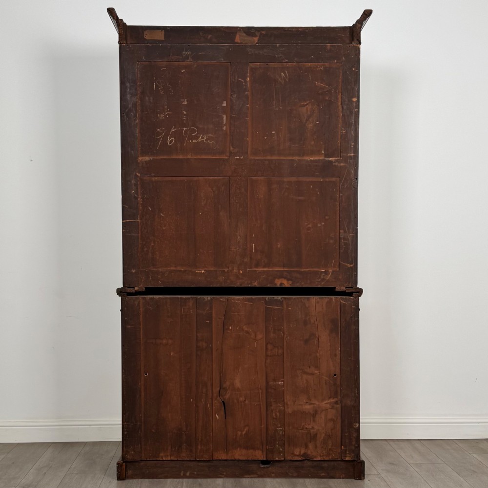 Antique 19th Century Fine Victorian Bookcase In Walnut View VII