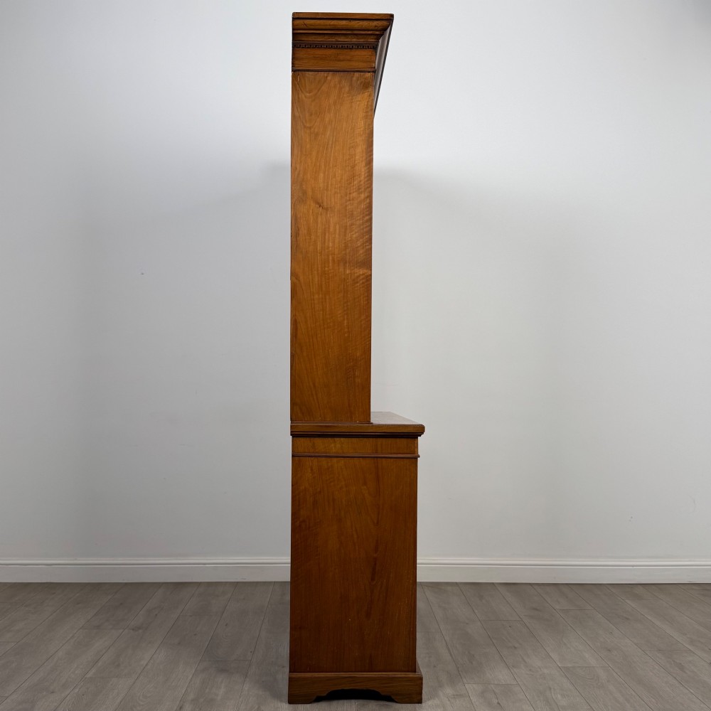 Antique 19th Century Fine Victorian Bookcase In Walnut View IX