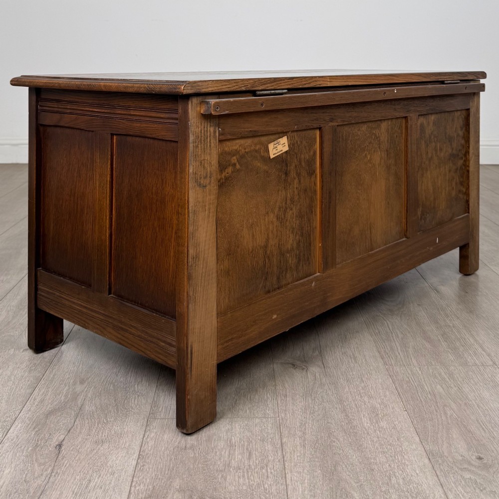 Antique 20th Century Linenfold Blanket Box In Oak View IV
