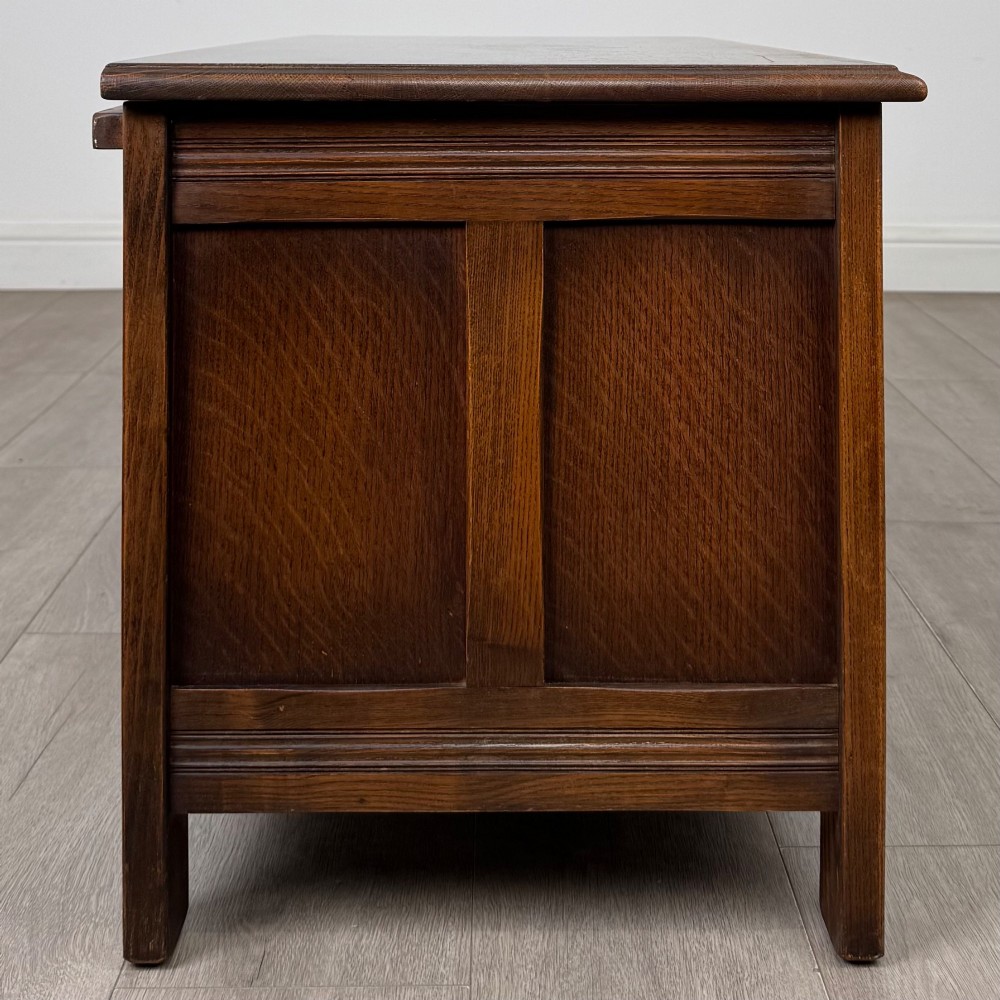 Antique 20th Century Linenfold Blanket Box In Oak View VII