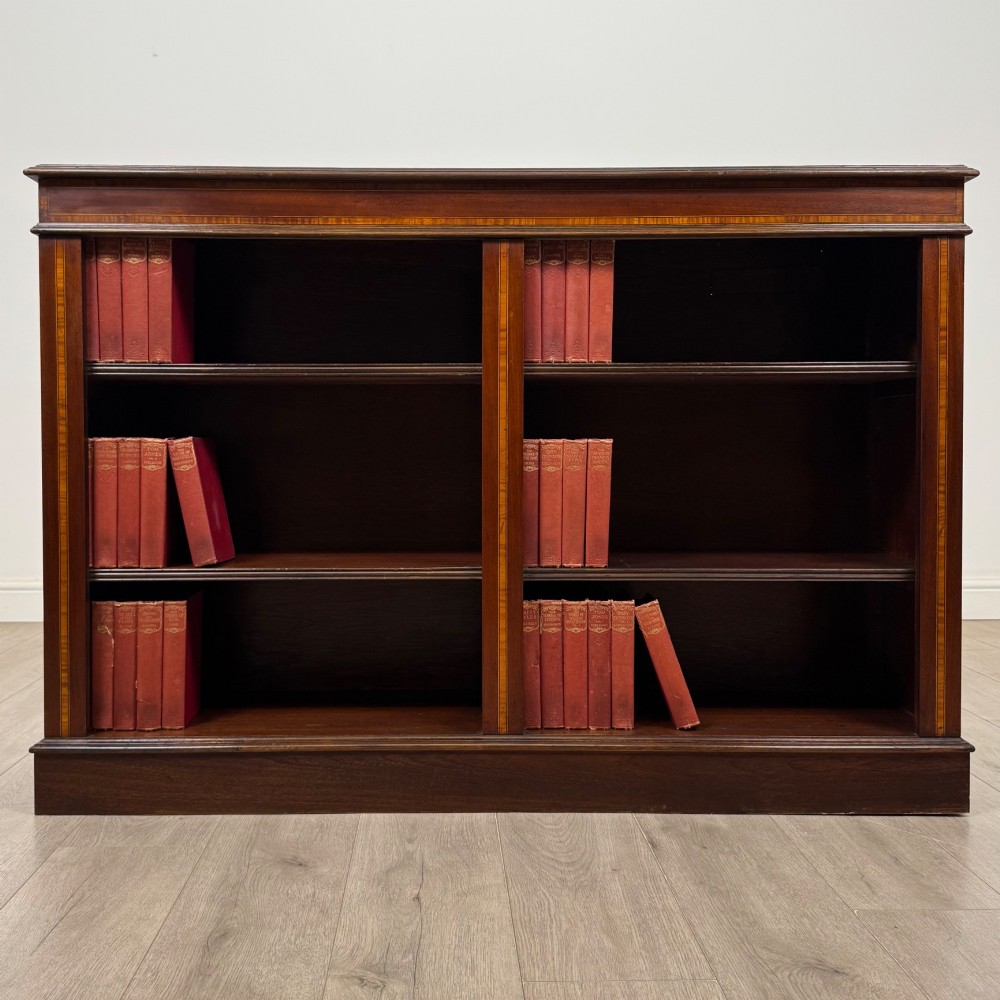 Antique 20th Century Edwardian Open Bookcase In Mahogany