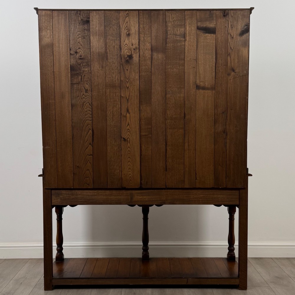 Antique 20th Century Fine Quality Welsh Dresser In Oak View V