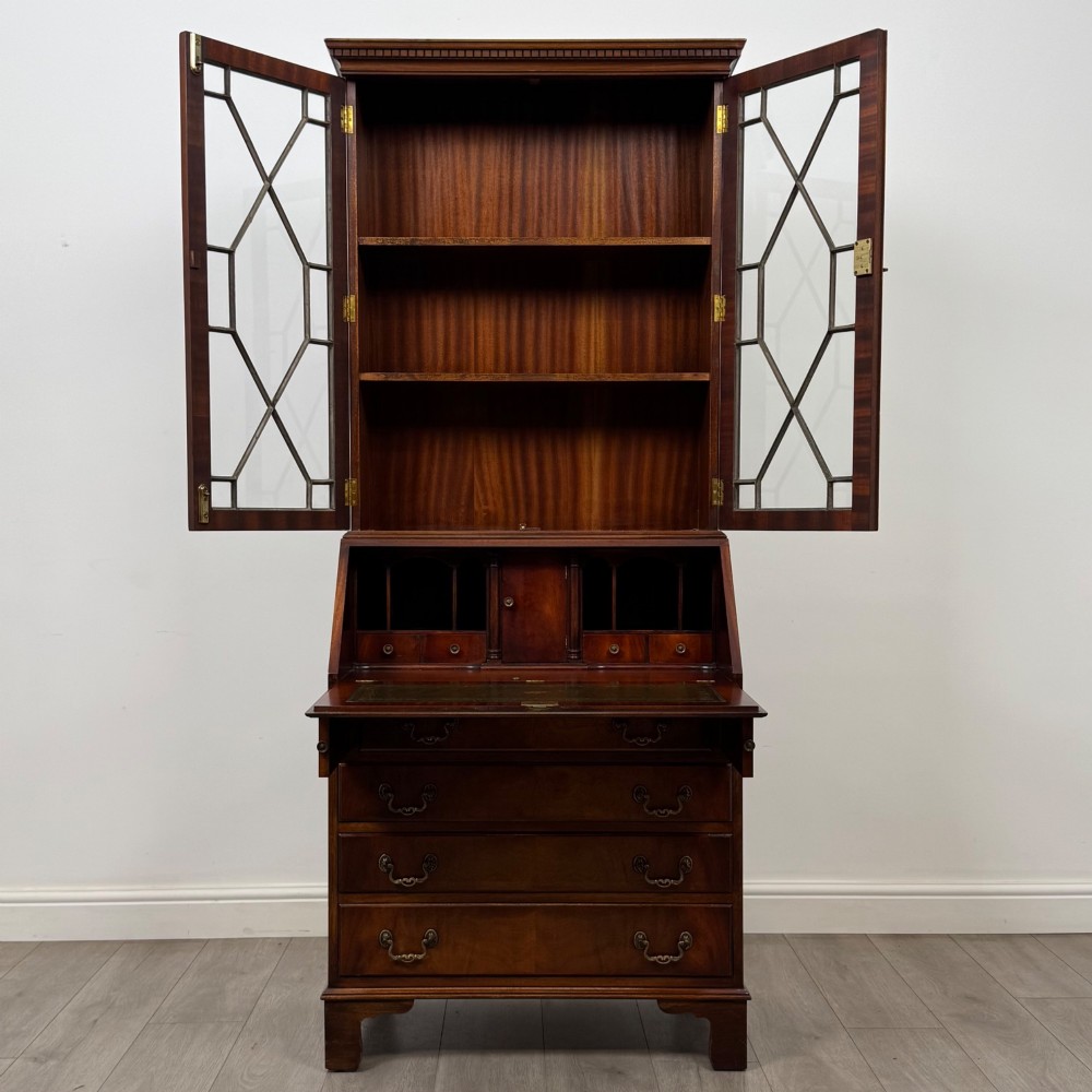 Antique 20th Century Bureau Bookcase In Mahogany View III