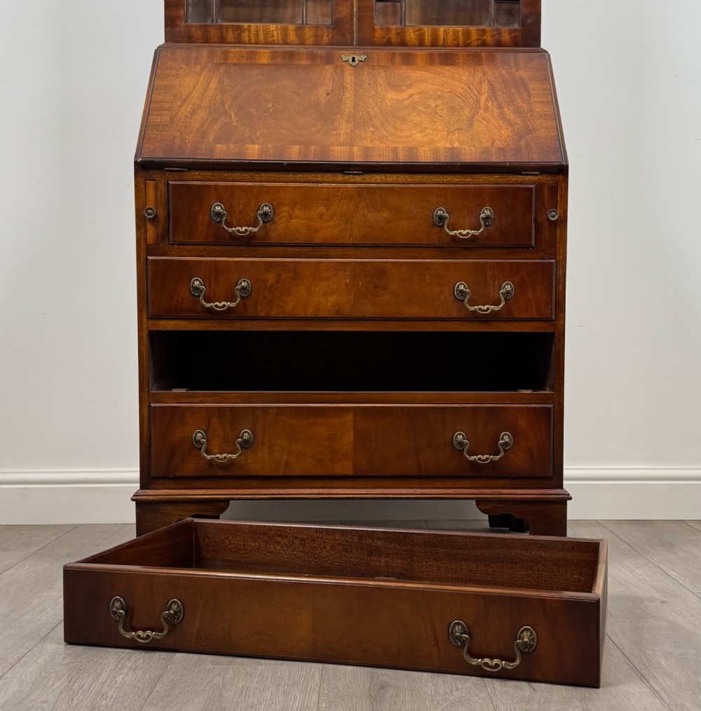 Antique 20th Century Bureau Bookcase In Mahogany View XIII