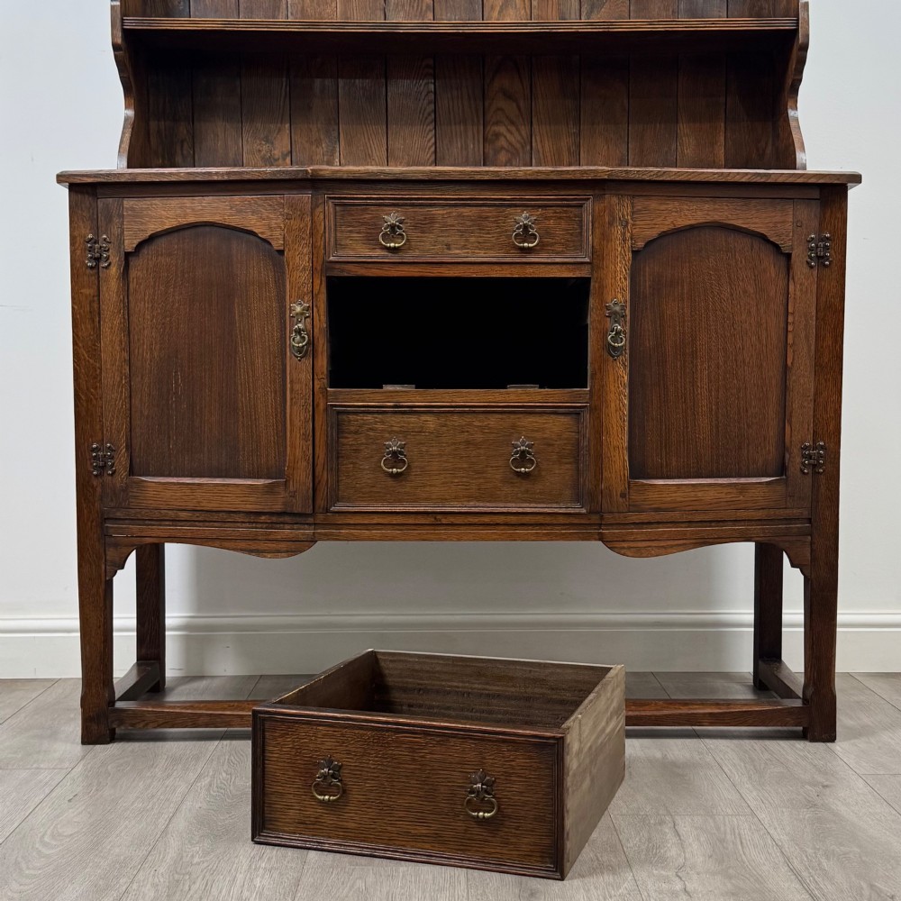 Antique 20th Century Good Quality Welsh Dresser In Oak View XI