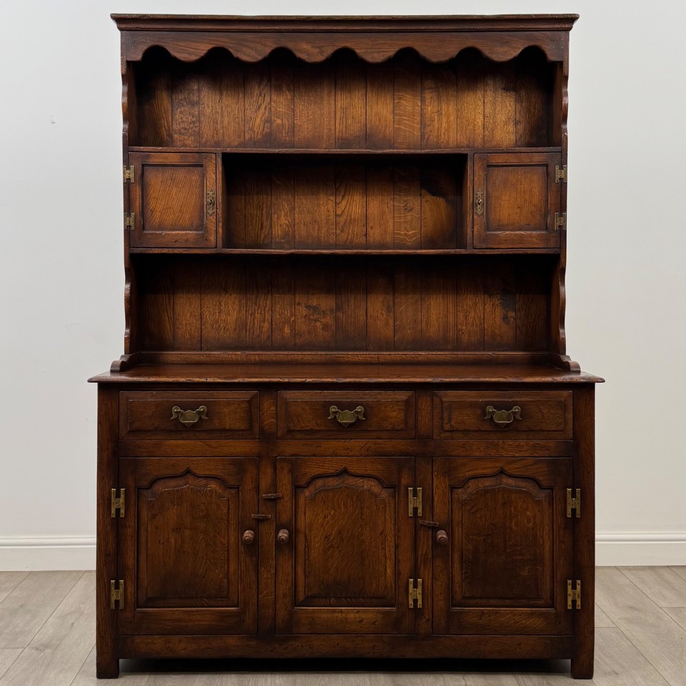 Antique 20th Century Farmhouse Welsh Dresser In Oak