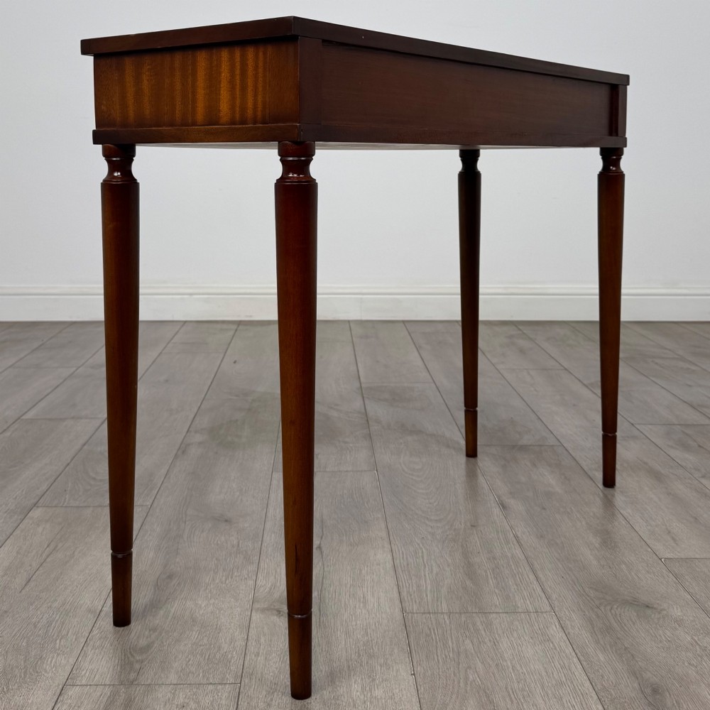 Antique 20th Century Bow Front Writing Table In Mahogany View IV