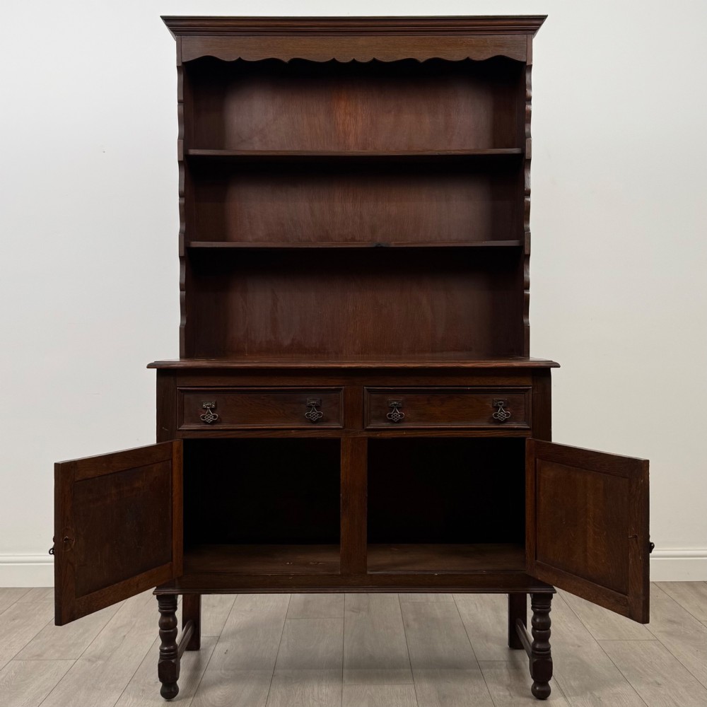 Antique 20th Century Edwardian Welsh Dresser In Oak View II