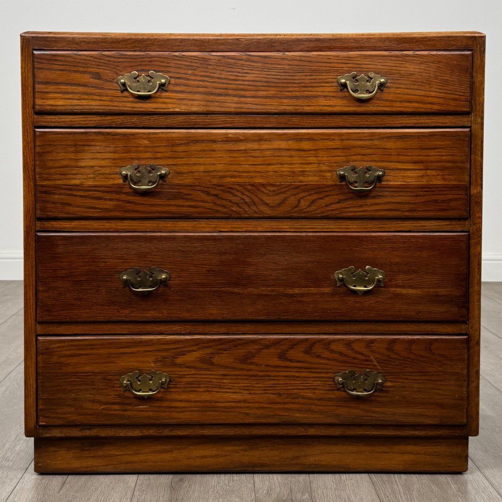 Antique 20th Century Chest Of Drawers In Golden Oak