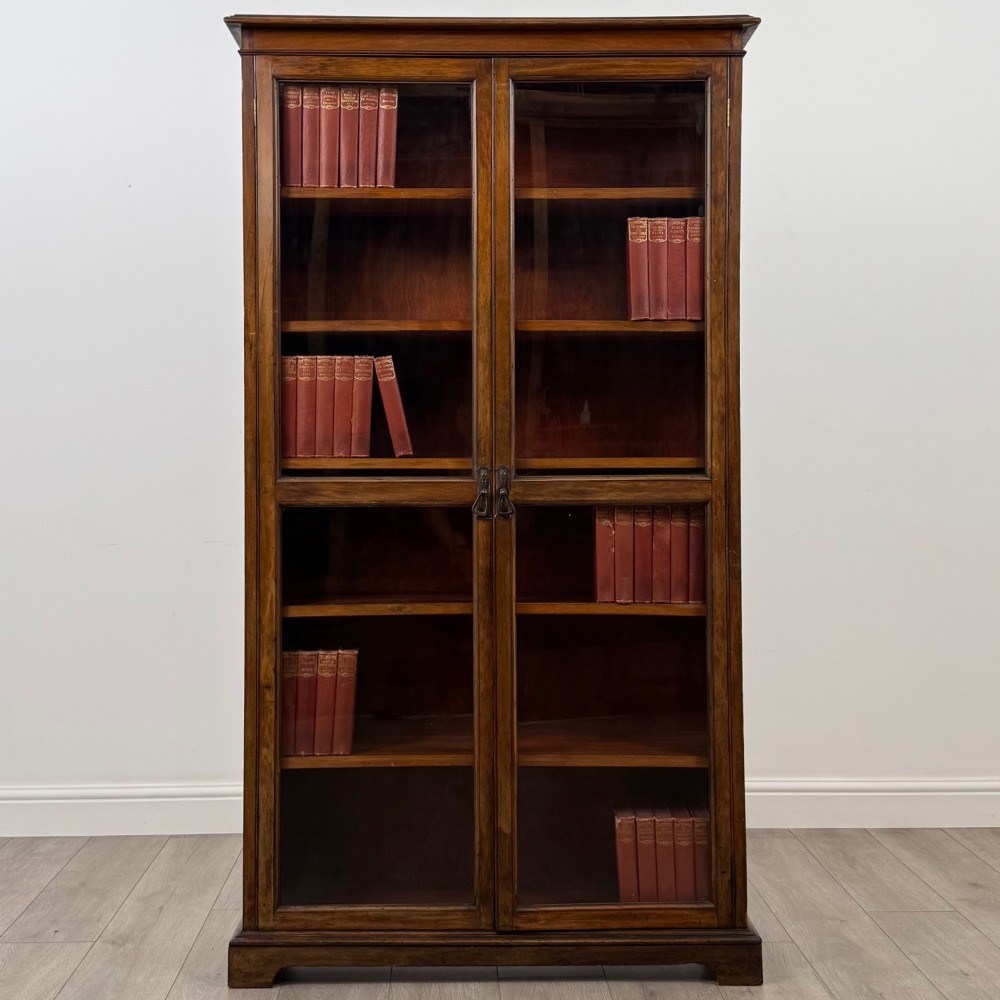 Antique 20th Century Large Display Cabinet In Mahogany