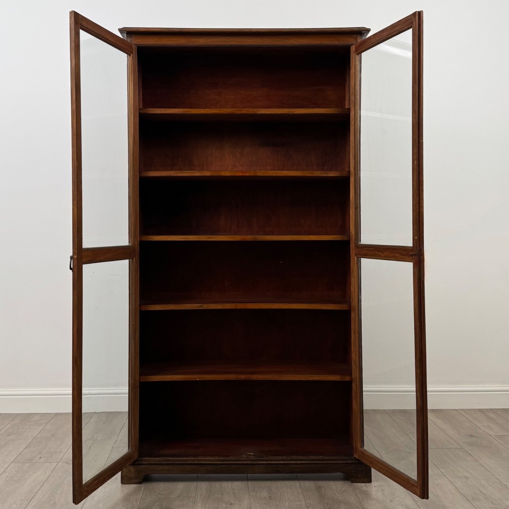 Antique 20th Century Large Display Cabinet In Mahogany View III