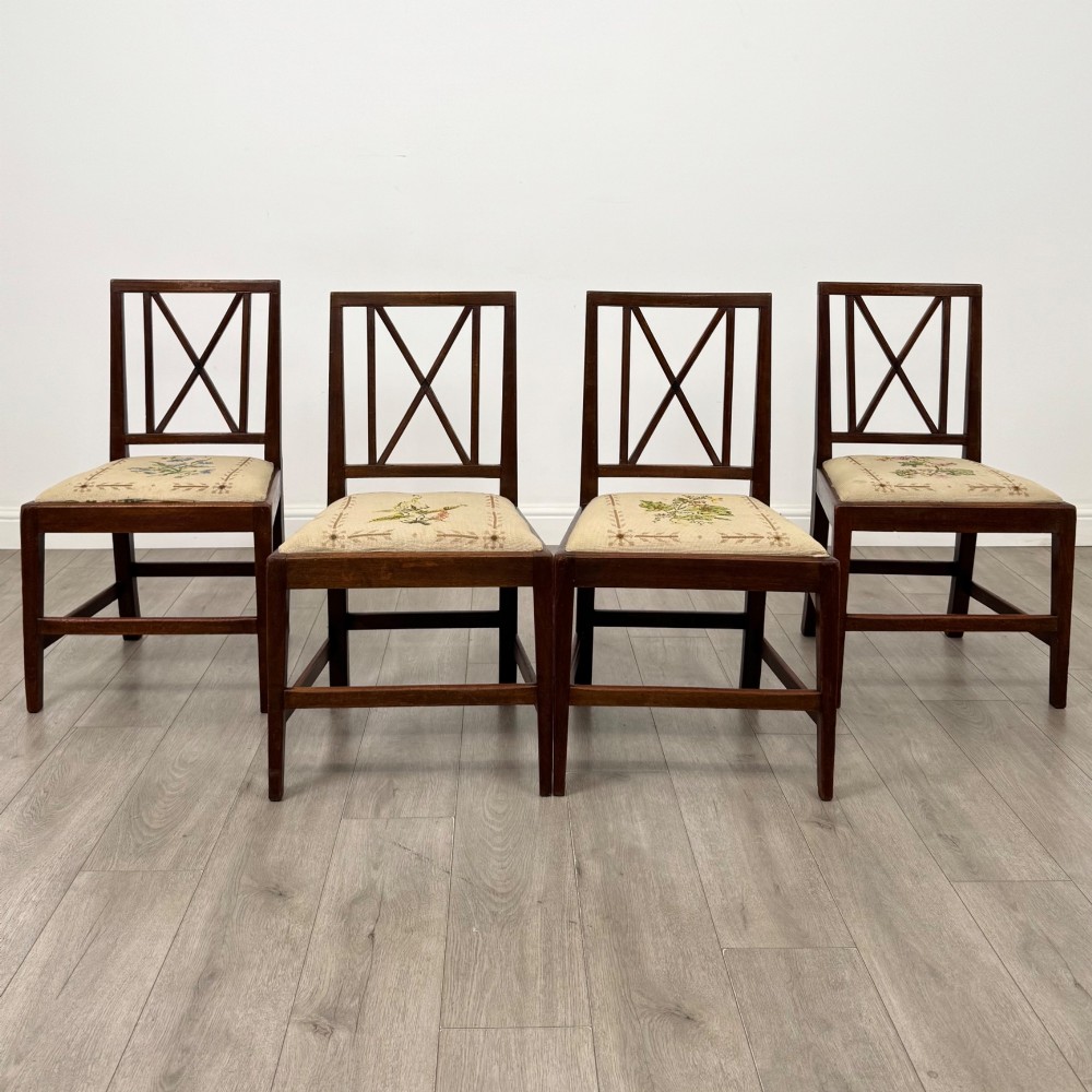 Antique 18th Century Georgian Set Of 4 Mahogany Dining Chairs