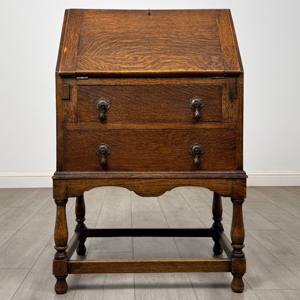 Antique 20th Century Edwardian Bureau In Golden Oak