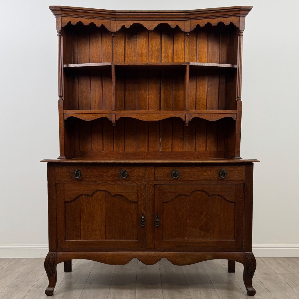 Antique 20th Century Welsh Dresser In Golden Oak
