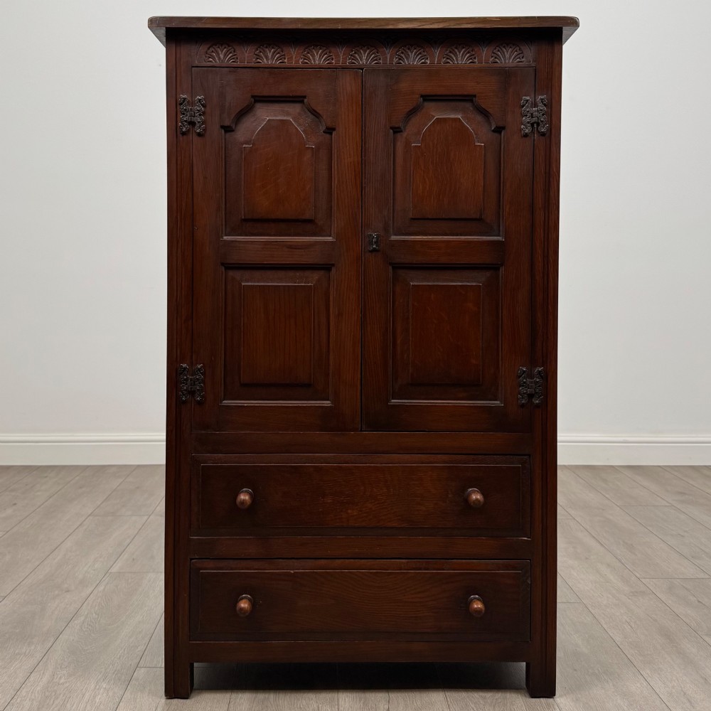 Antique 20th Century Good Quality Cupboard In Oak