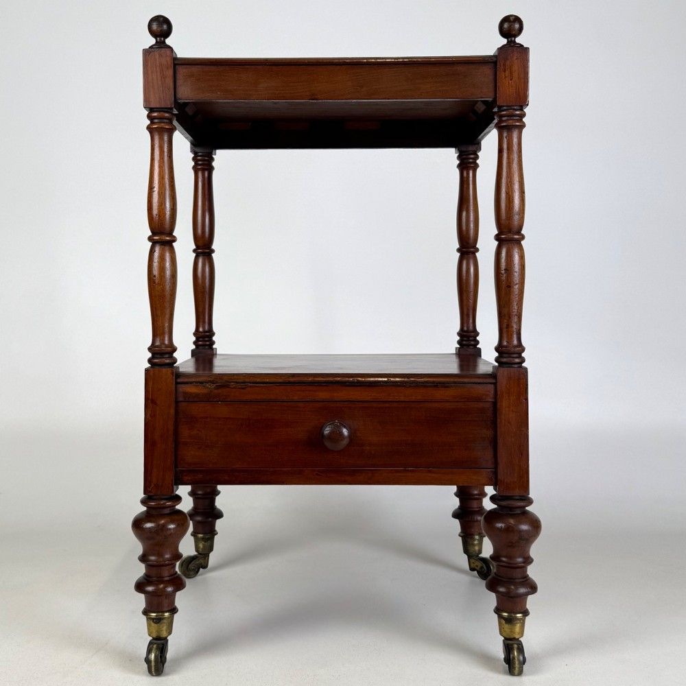 Antique 19th Century Victorian Cabinet In Mahogany