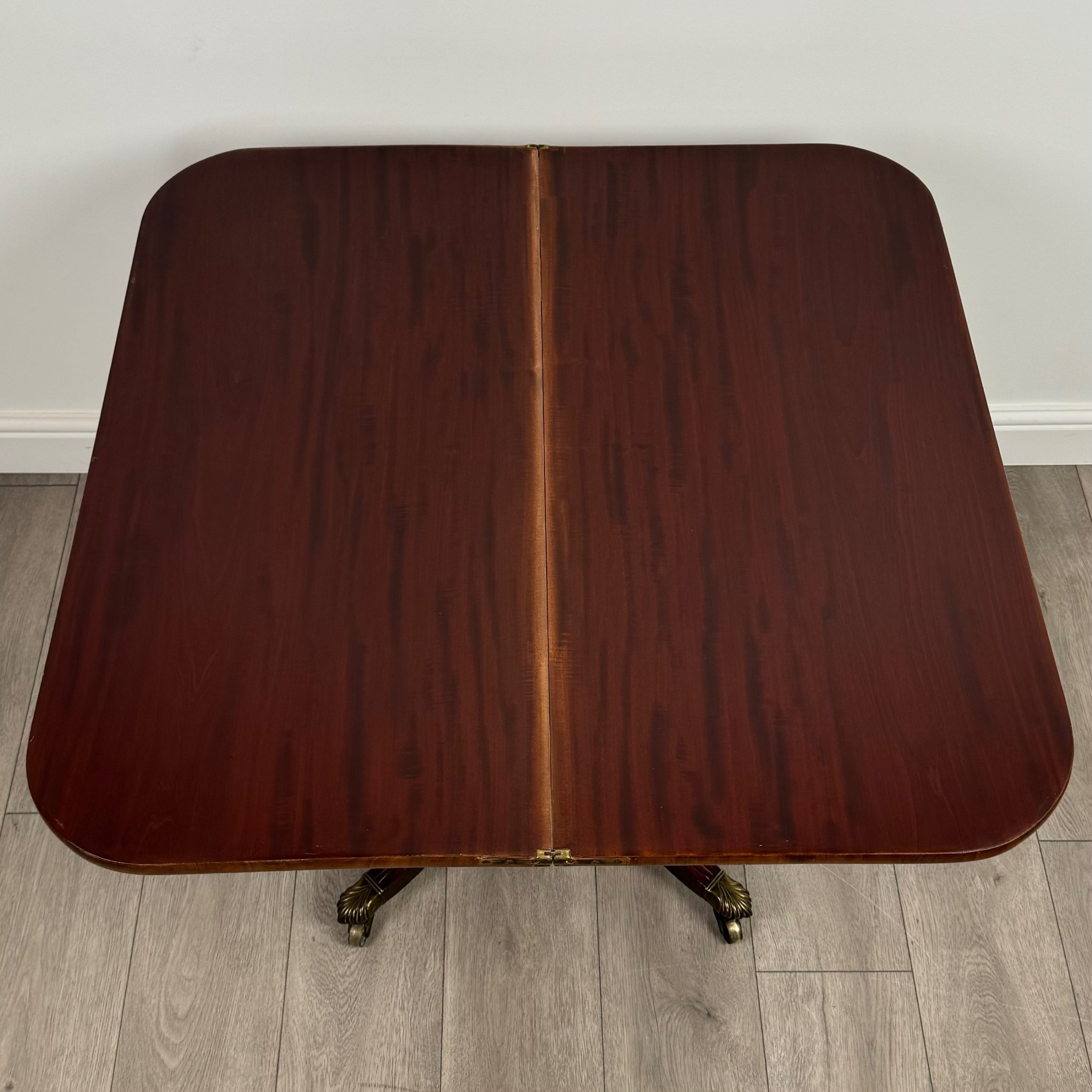 Antique 19th Century Fold Over Tea Table In Mahogany