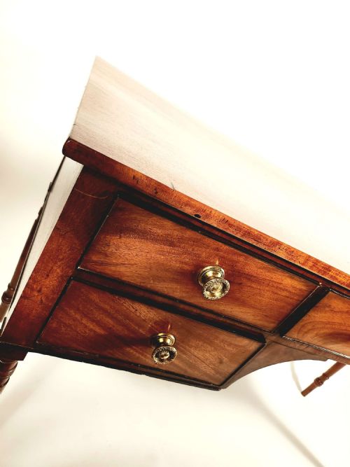 EARLY REGENCY MAHOGANY SERVING TABLE - ADDITIONAL PHOTO 2