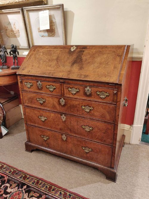 queen anne walnut bureau - CATEGORY: ANTIQUE BUREAU - DATED 18TH CENTURY