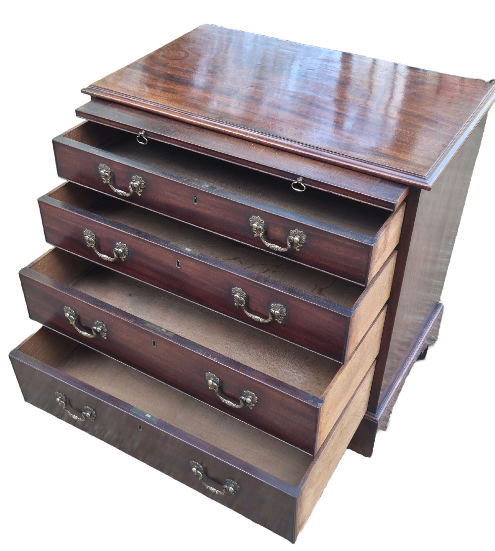 Chippendale Mahogany Chest of Drawers View III