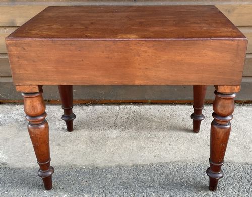 Victorian Mahogany Coffee Table 