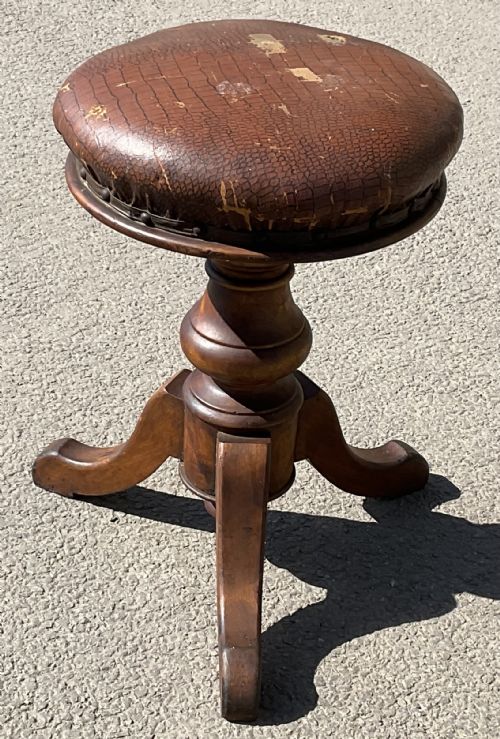 Victorian Walnut Adjustable Piano Stool 