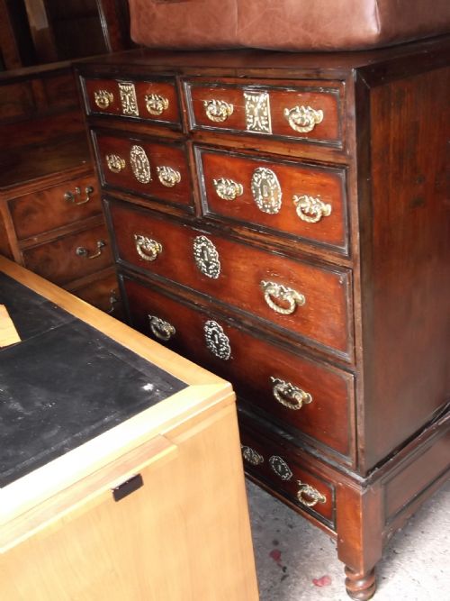 Anglo Chest on Stand