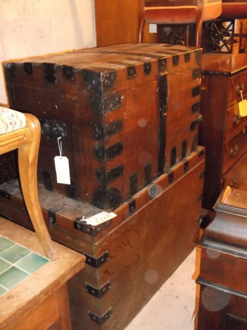 Oak Chest