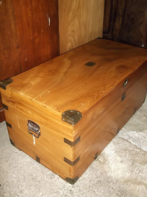 Camphorwood Chest