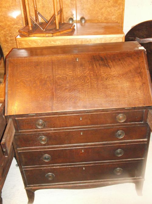 Oak Bureau