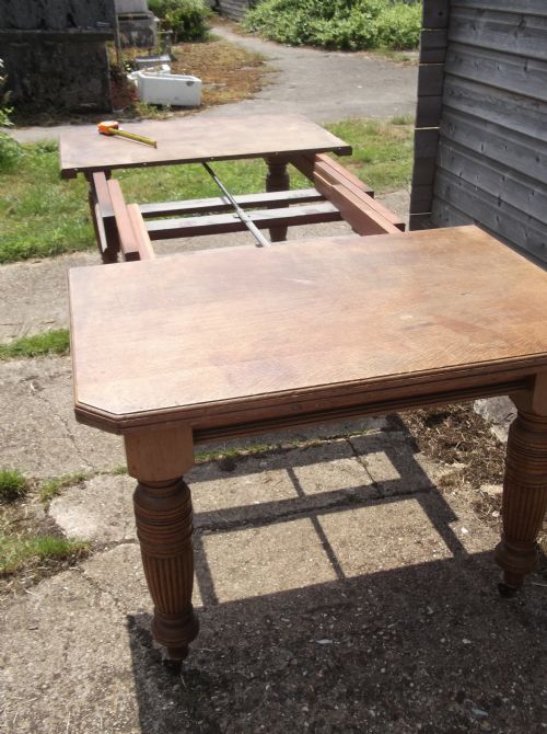 Victorian Oak Extending Dining Table