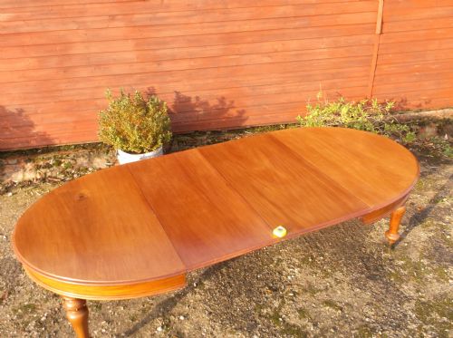 Good 19th Century Mahogany Extending Dining Table