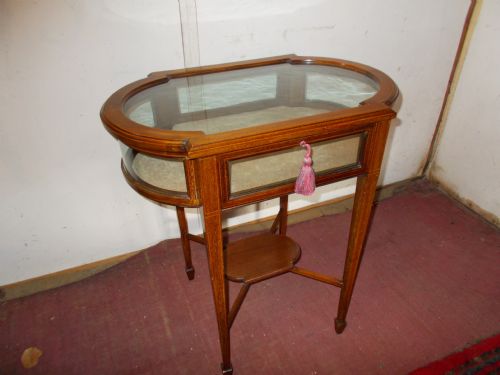 Edwardian Inlaid Display Table/cabinet