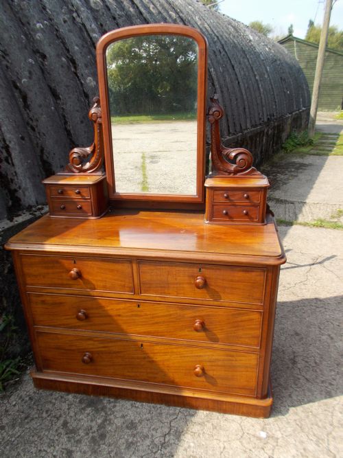 Victorian Mahogany Dressing Chest