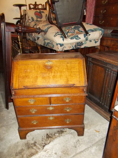 Small Antique Oak Bureau.